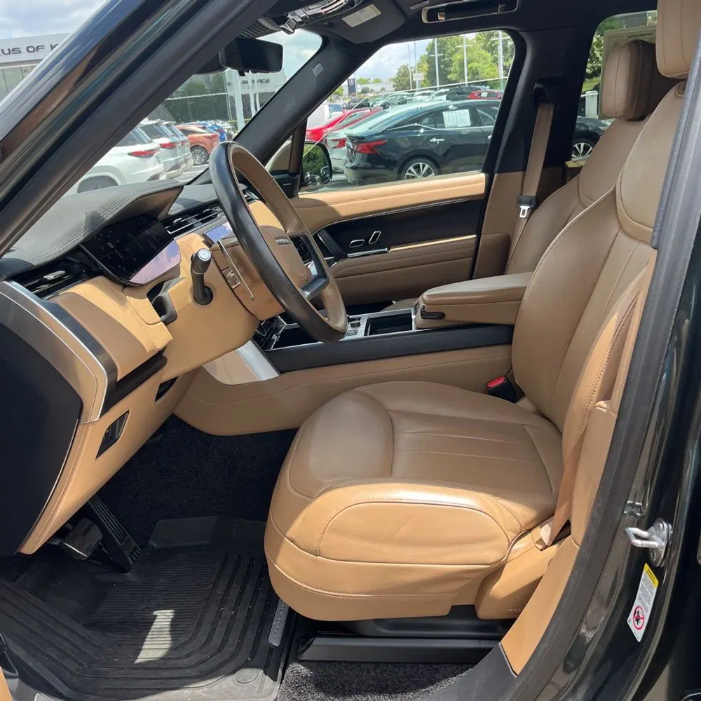 2023 Land Rover Range Rover P530 SE