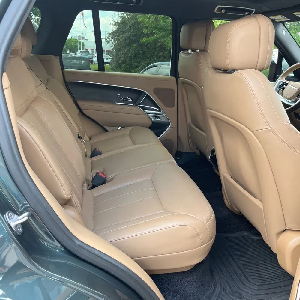2023 Land Rover Range Rover P530 SE