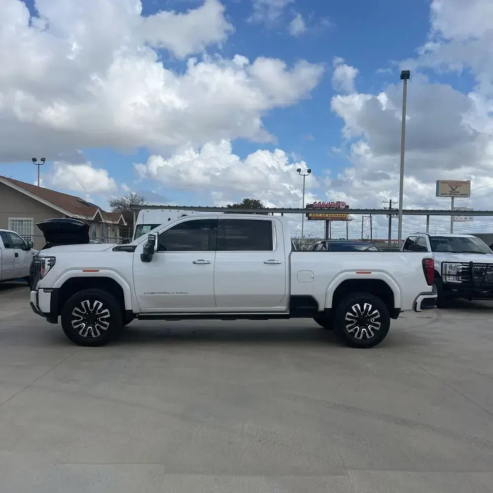 2024 GMC Sierra 2500HD Denali Ultimate
