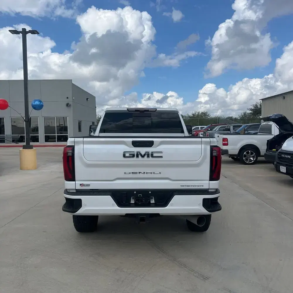 2024 GMC Sierra 2500HD Denali Ultimate