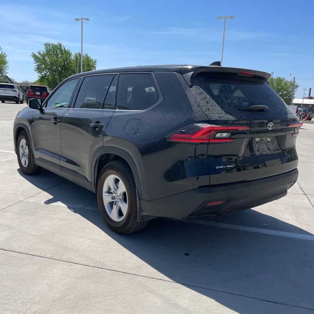 2025 Toyota Grand Highlander Hybrid LE
