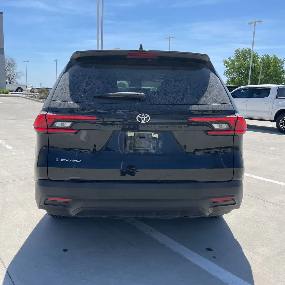 2025 Toyota Grand Highlander Hybrid LE