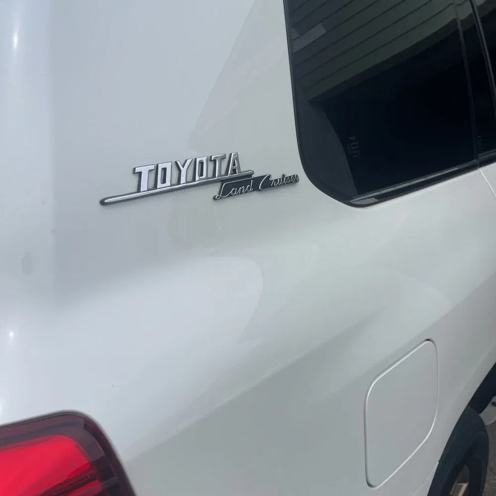 2020 Toyota Land Cruiser Heritage Edition