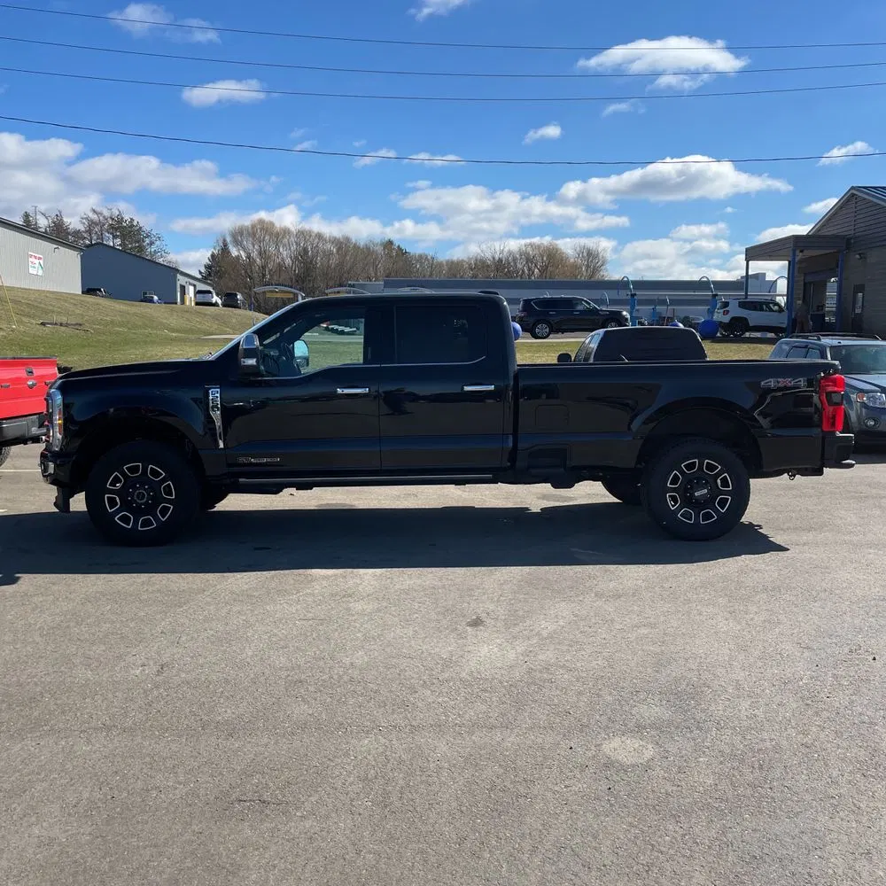 2023 Ford F250 S/D XLT