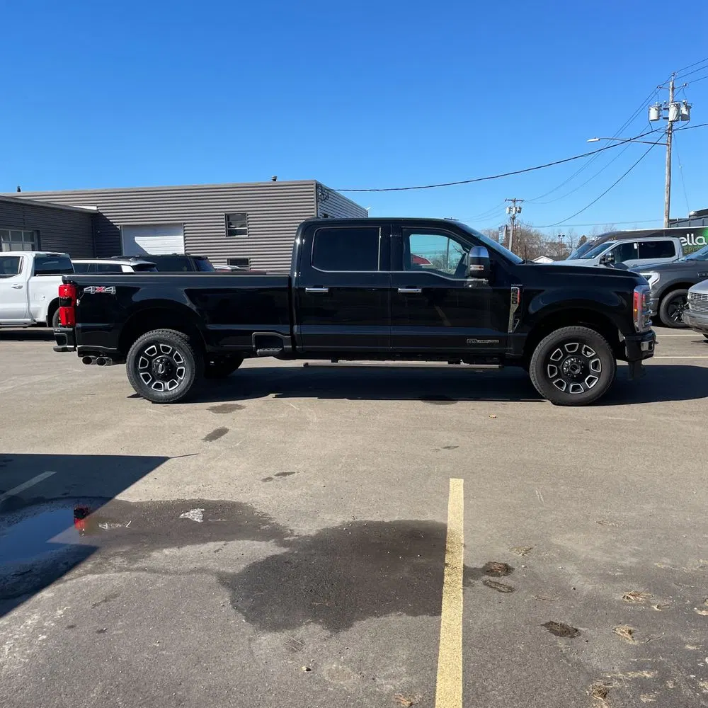 2023 Ford F250 S/D XLT