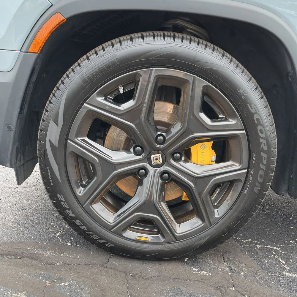 2022 Rivian R1T Adventure