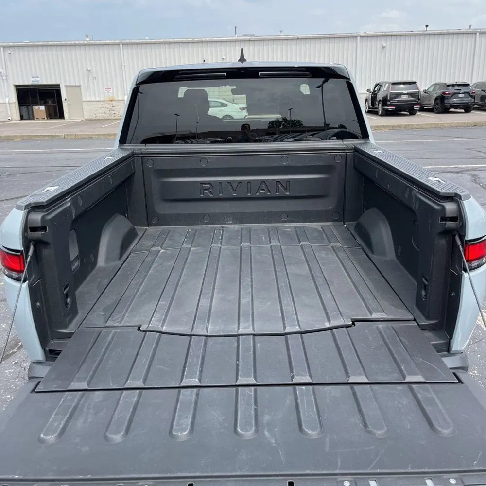 2022 Rivian R1T Adventure