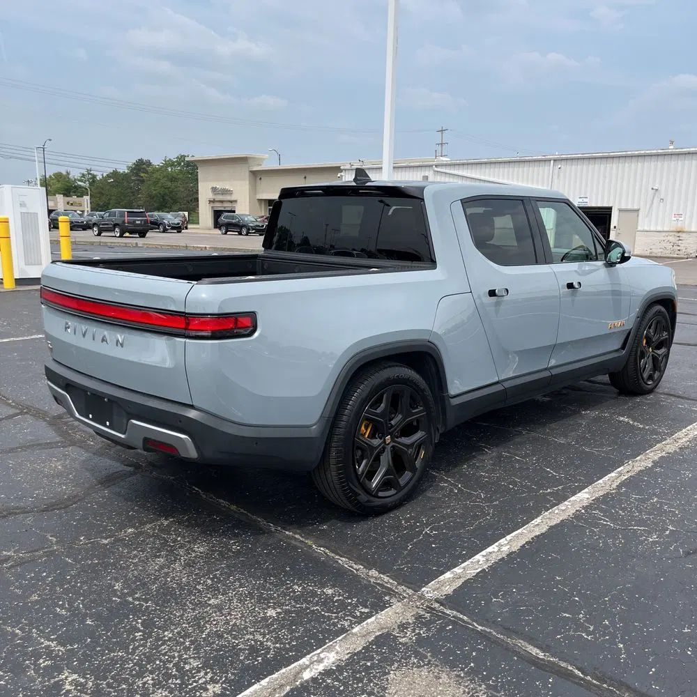 2022 Rivian R1T Adventure