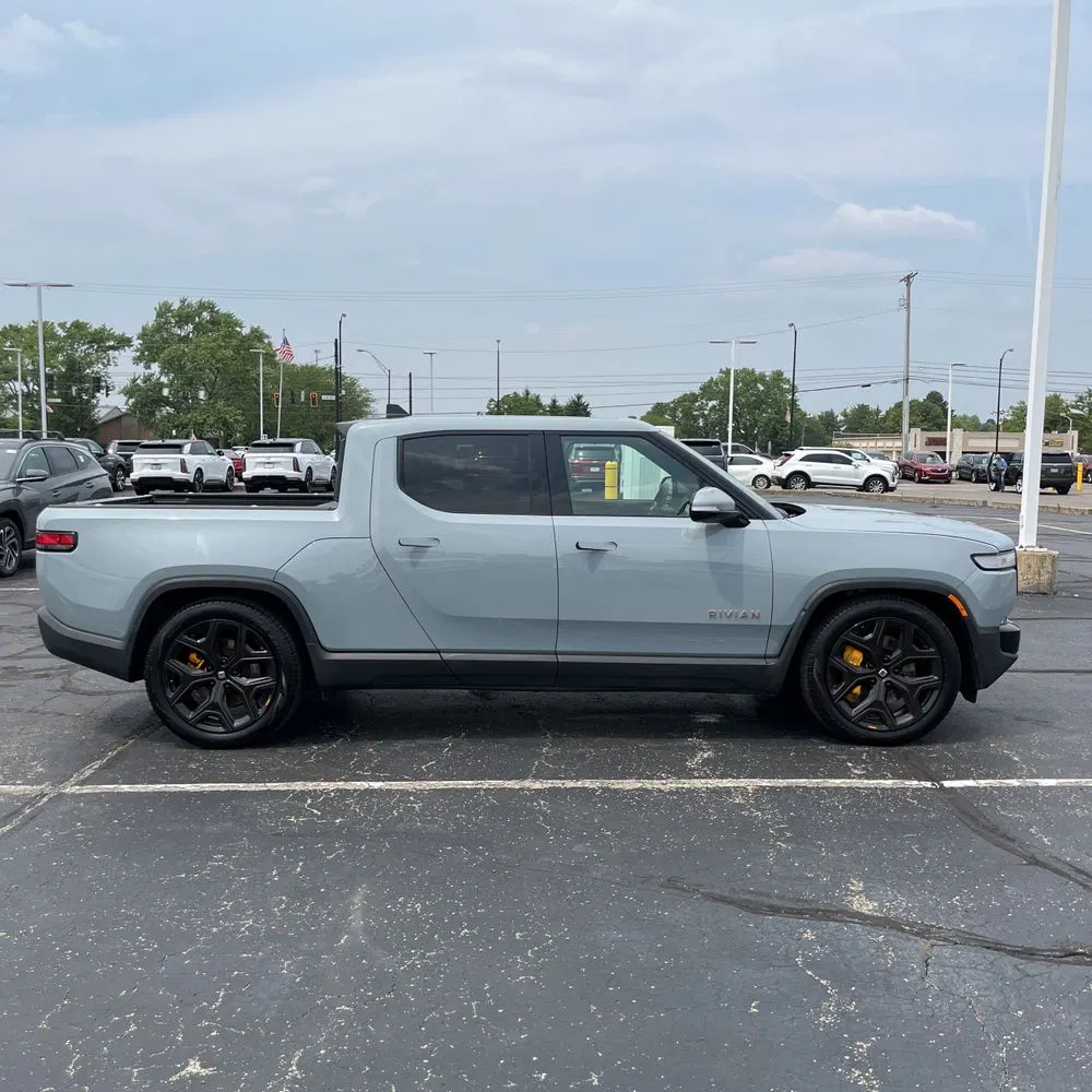2022 Rivian R1T Adventure