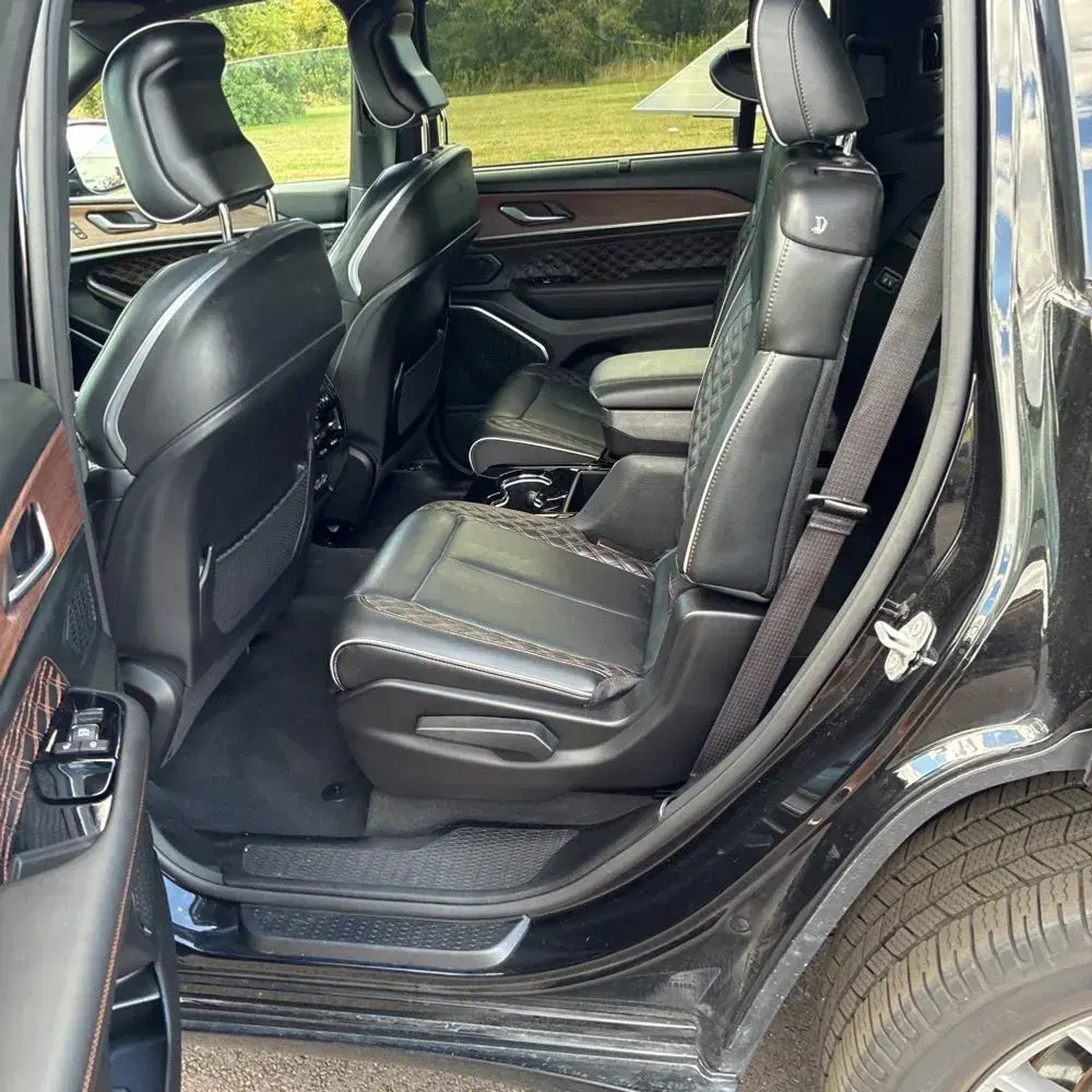 2023 Jeep Grand Cherokee L Summit
