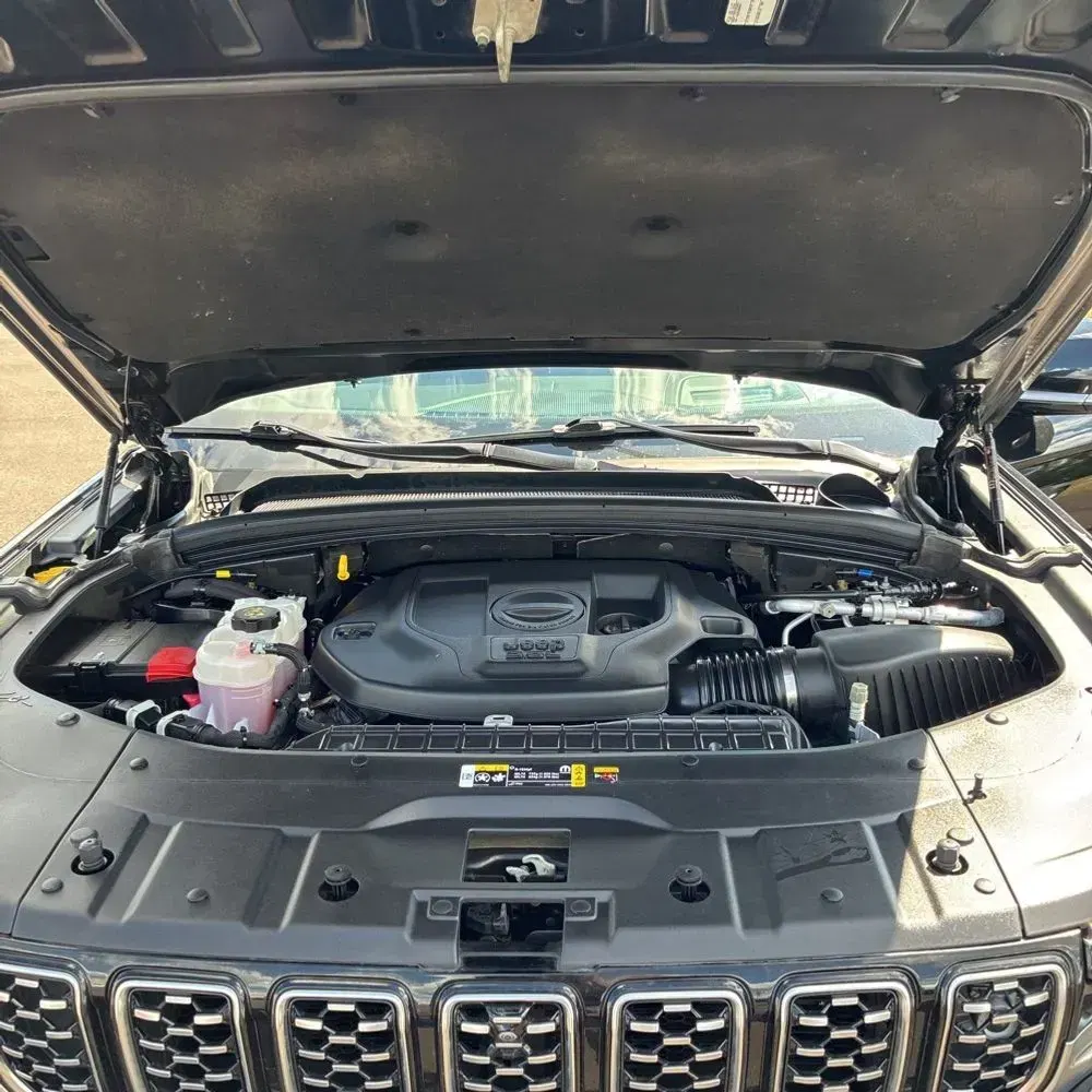 2023 Jeep Grand Cherokee L Summit