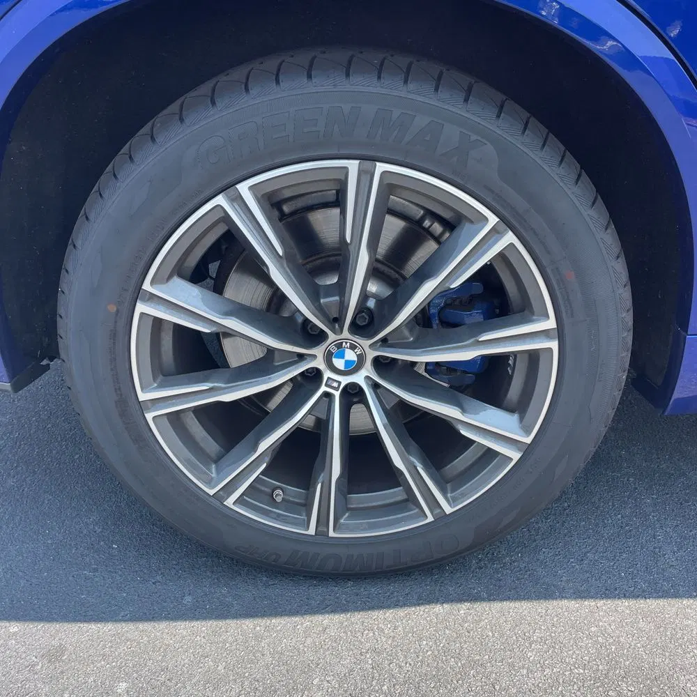 2024 BMW X5 M60i