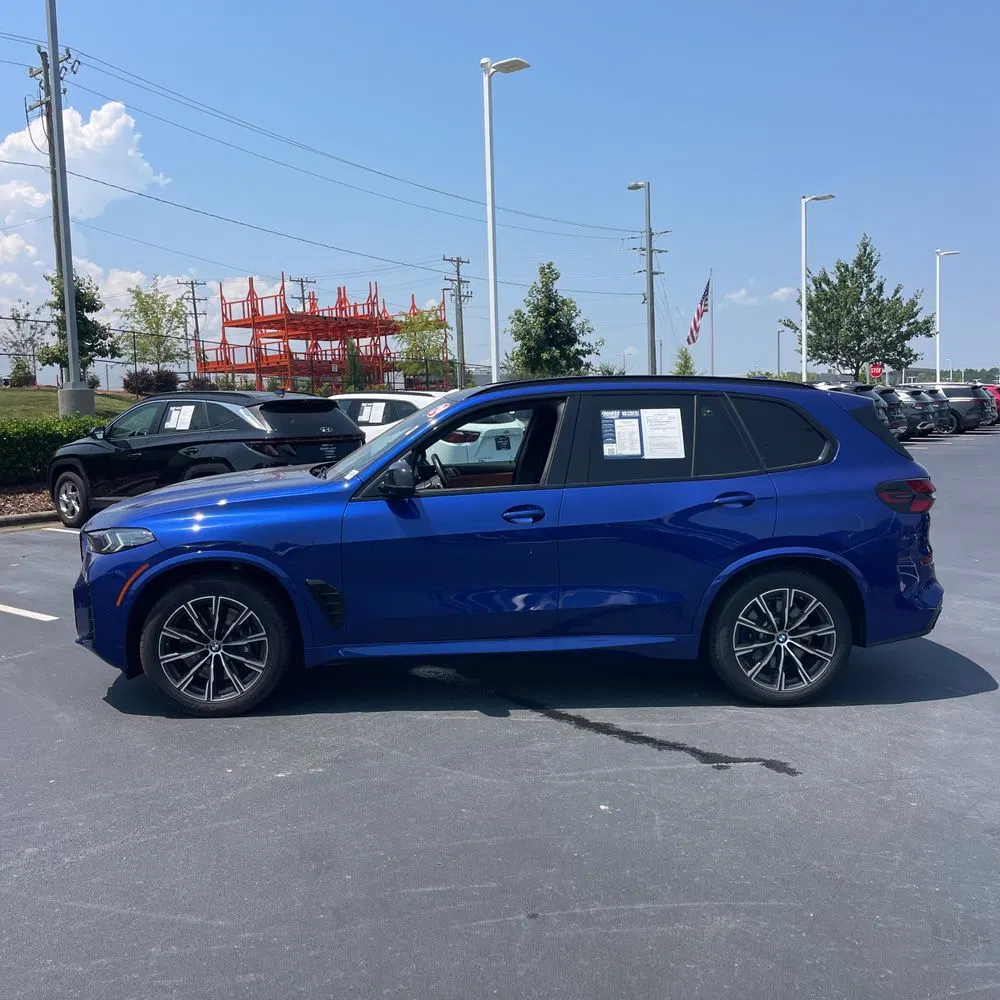 2024 BMW X5 M60i