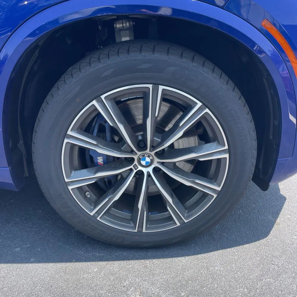 2024 BMW X5 M60i