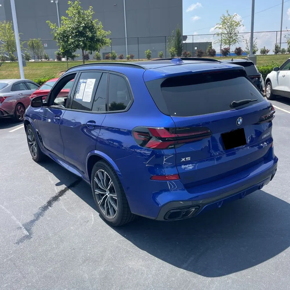 2024 BMW X5 M60i