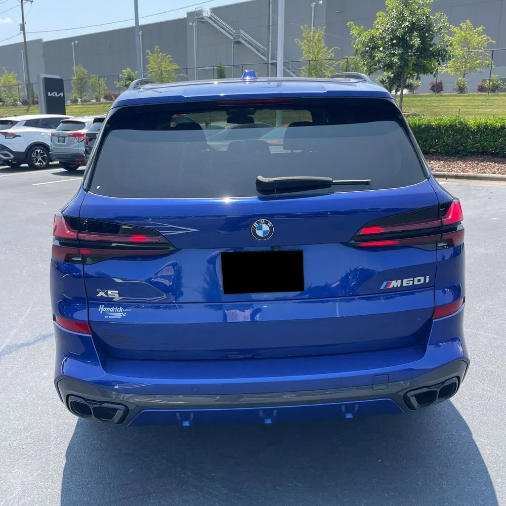 2024 BMW X5 M60i