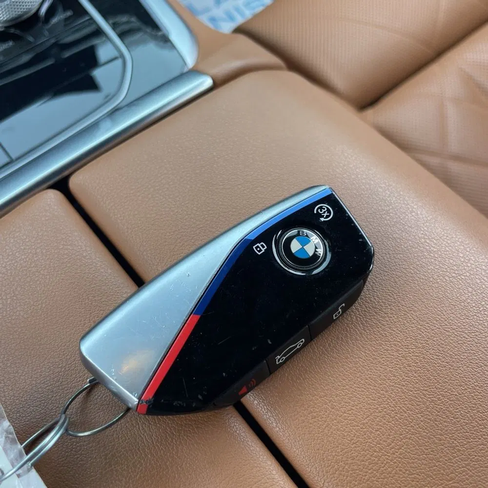2024 BMW X5 M60i