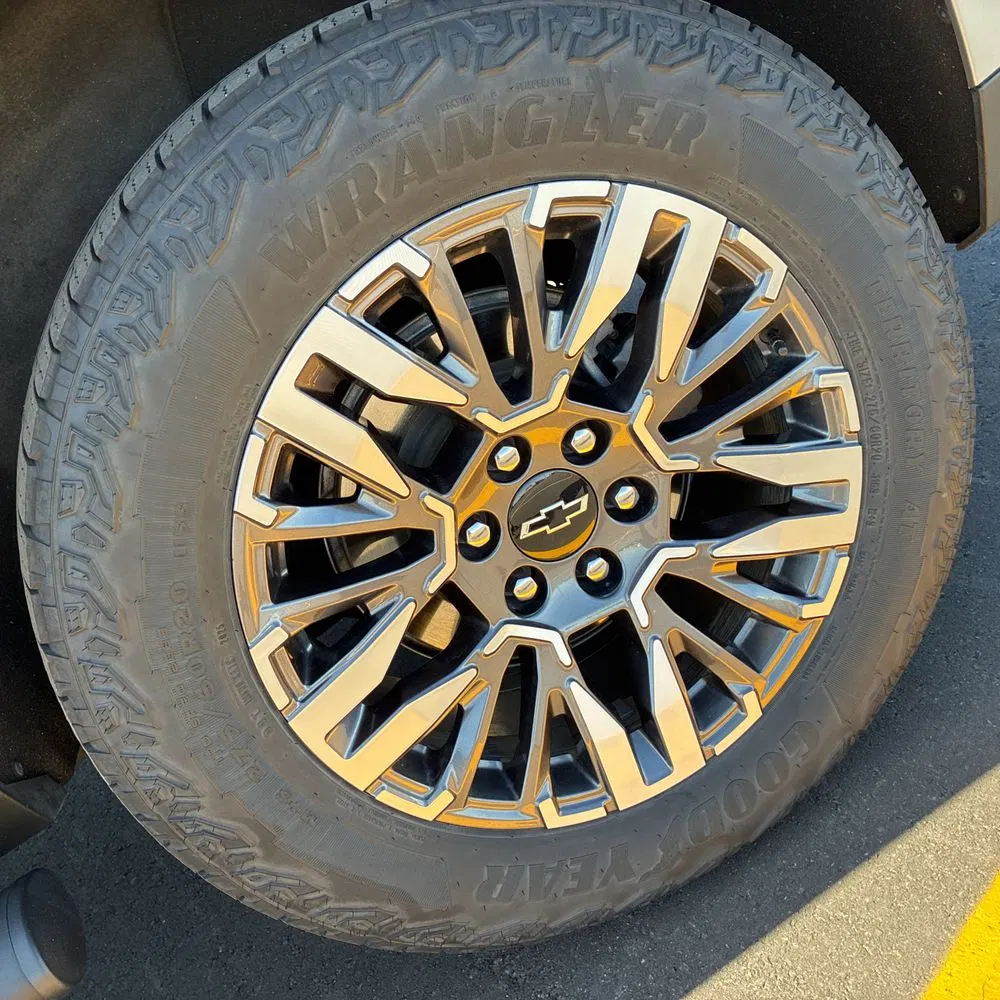 2025 Chevrolet Suburban Z71