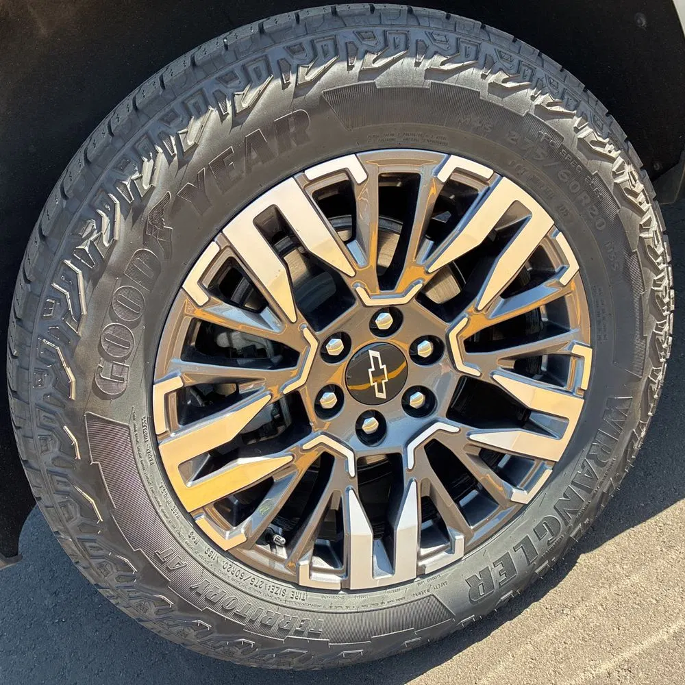 2025 Chevrolet Suburban Z71
