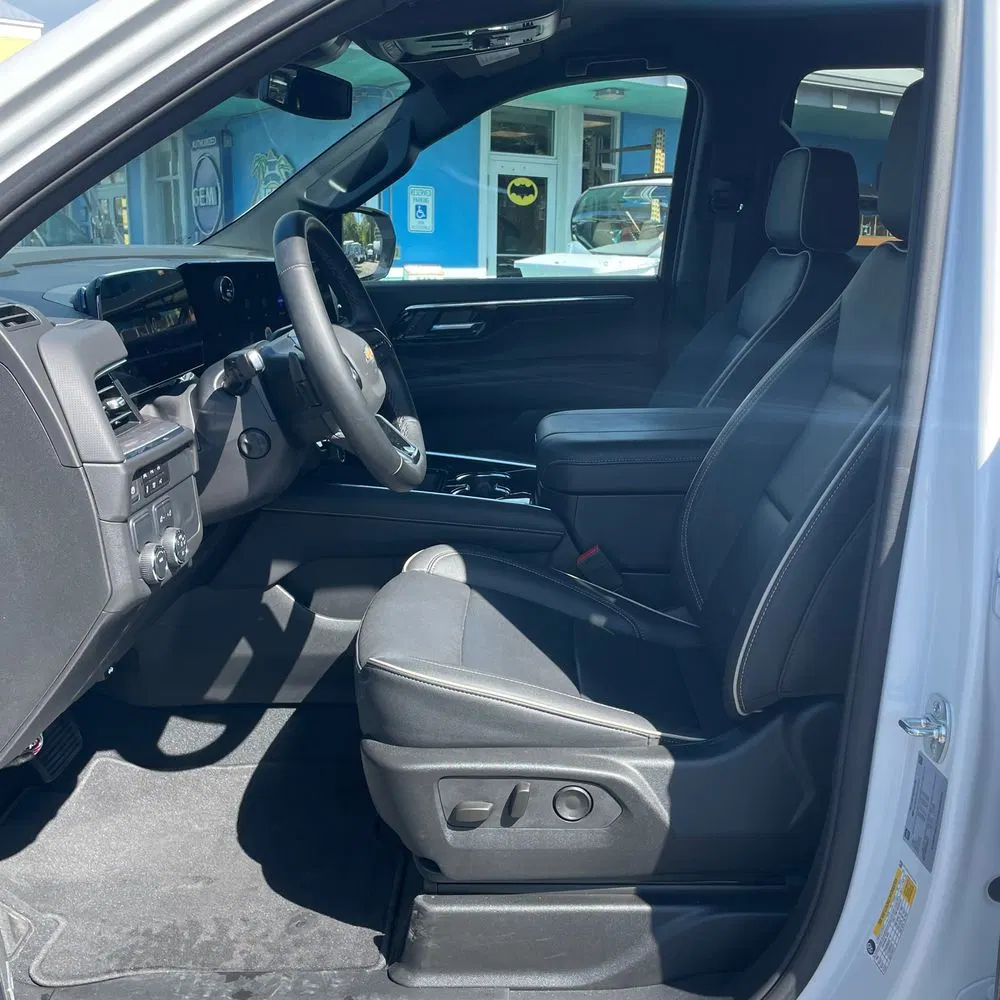 2025 Chevrolet Suburban Premier