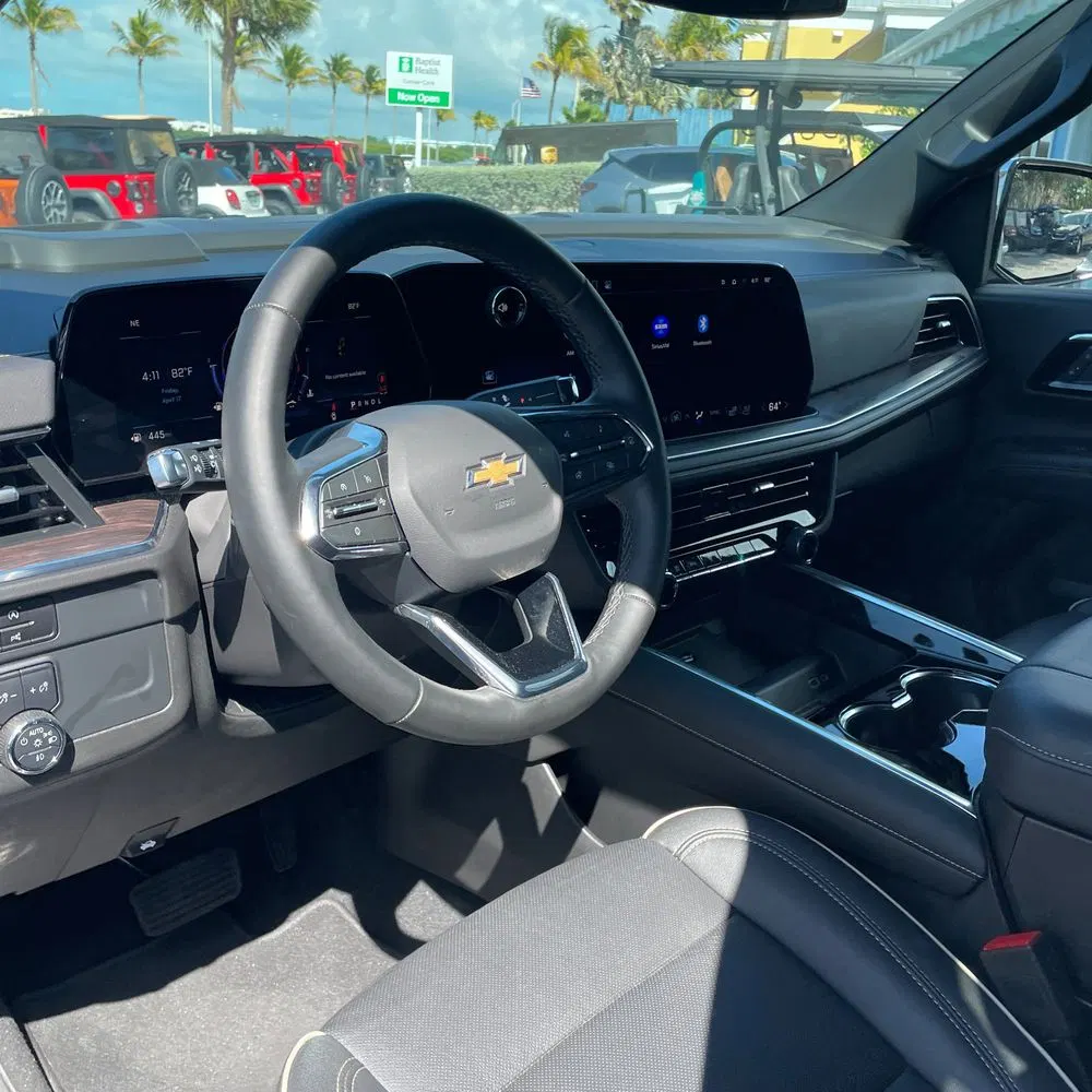 2025 Chevrolet Suburban Premier
