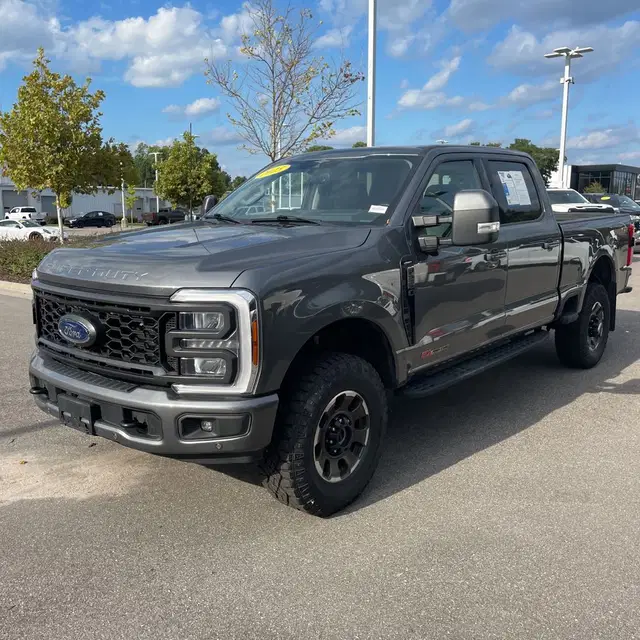 2023 Ford F250 S/D Lariat