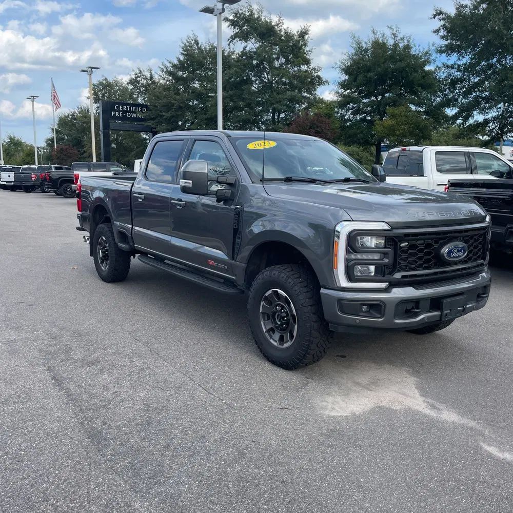 2023 Ford F250 S/D Lariat