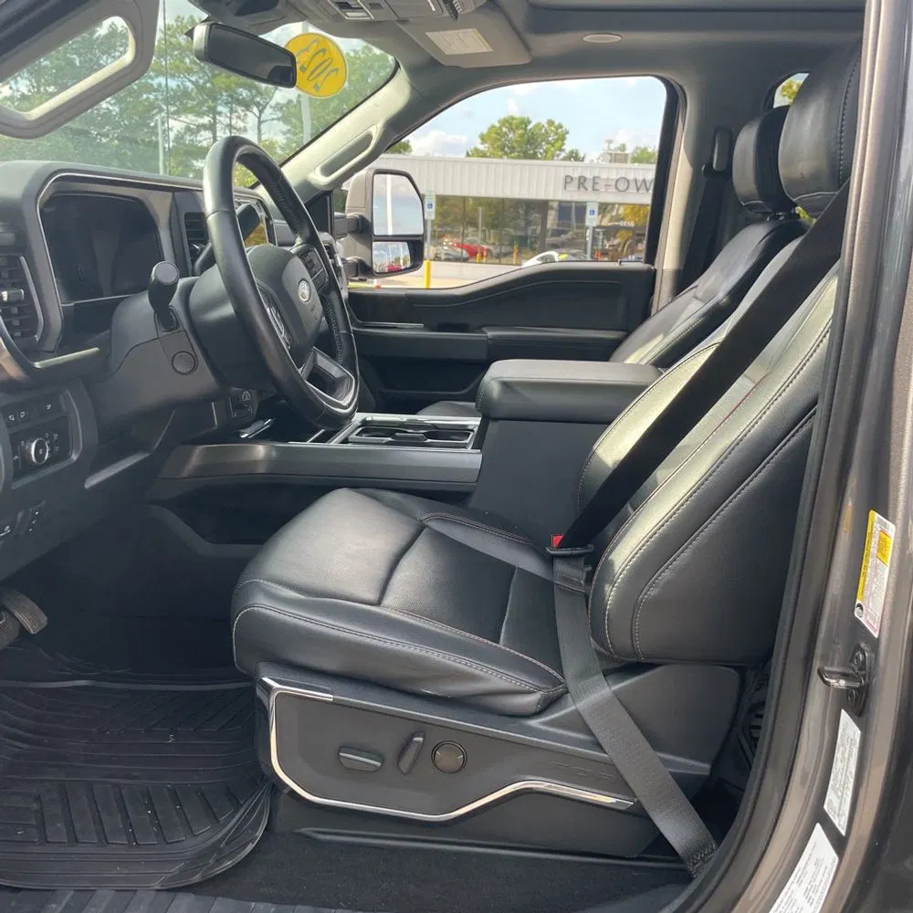 2023 Ford F250 S/D Lariat