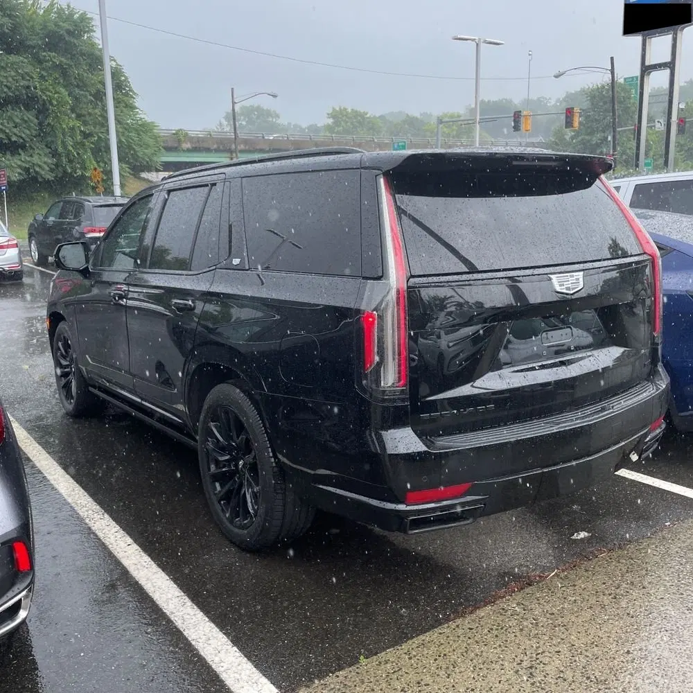 2022 Cadillac Escalade Sport