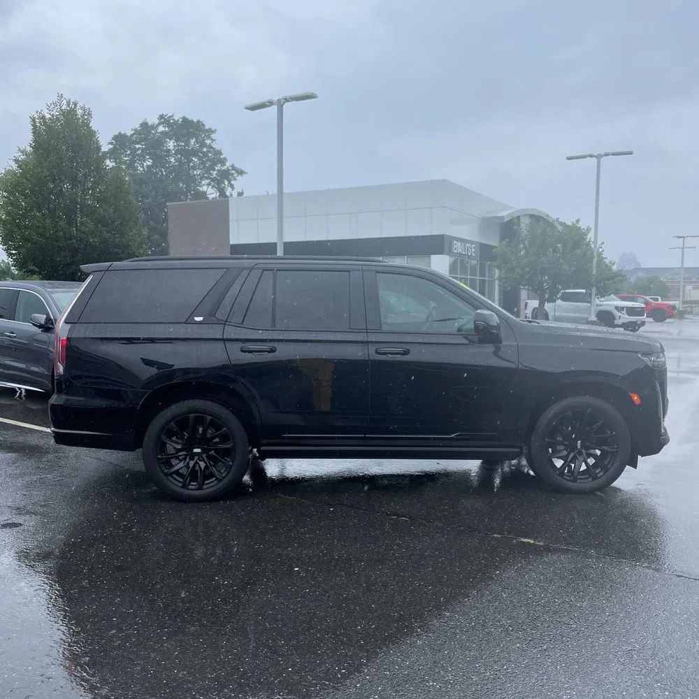 2022 Cadillac Escalade Sport