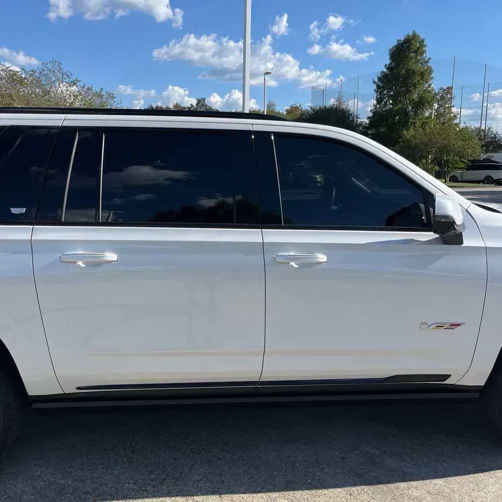 2025 Cadillac Escalade-V ESV Base