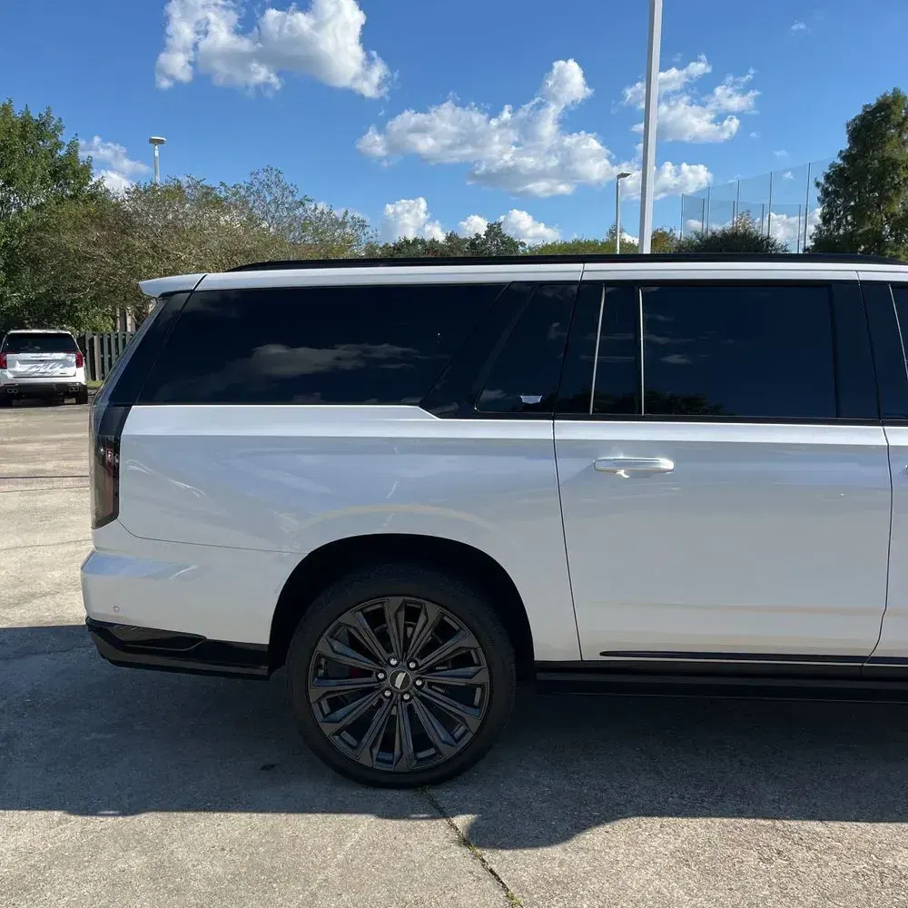 2025 Cadillac Escalade-V ESV Base