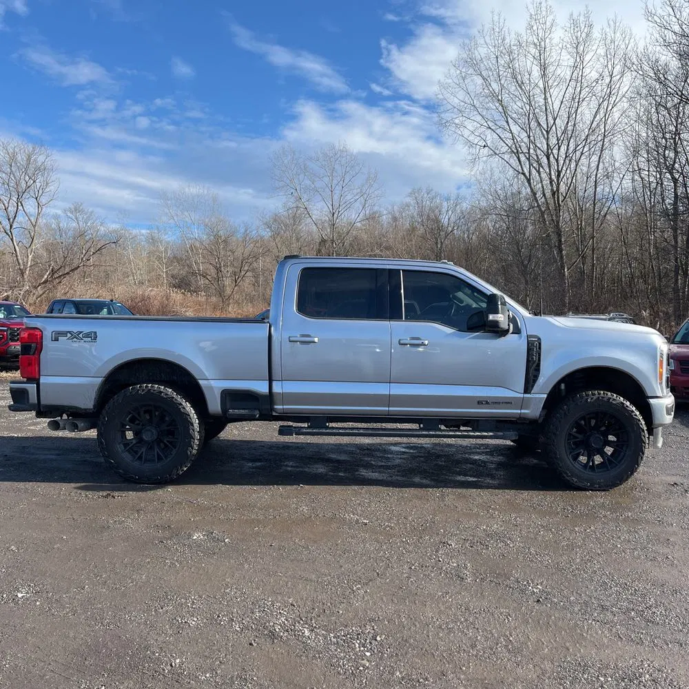 2023 Ford F-350 Super Duty Lariat