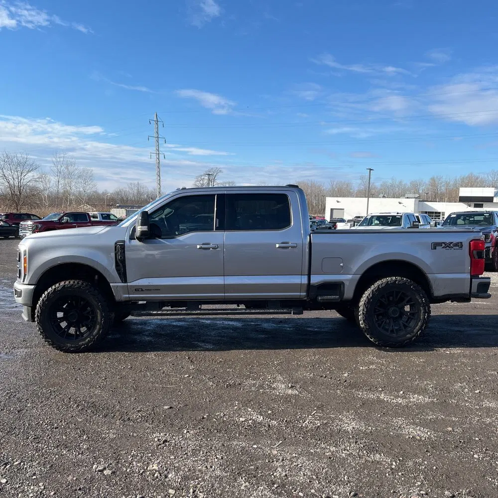 2023 Ford F-350 Super Duty Lariat