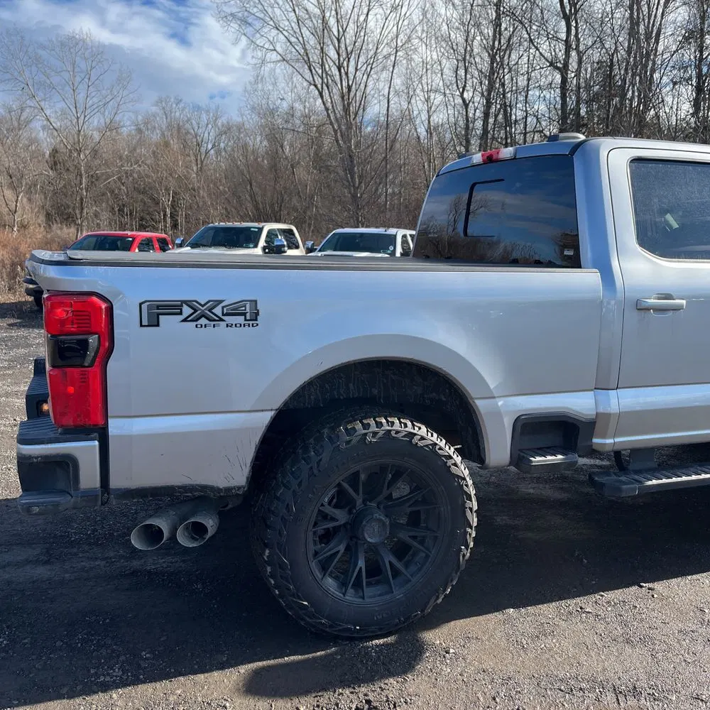 2023 Ford F-350 Super Duty Lariat