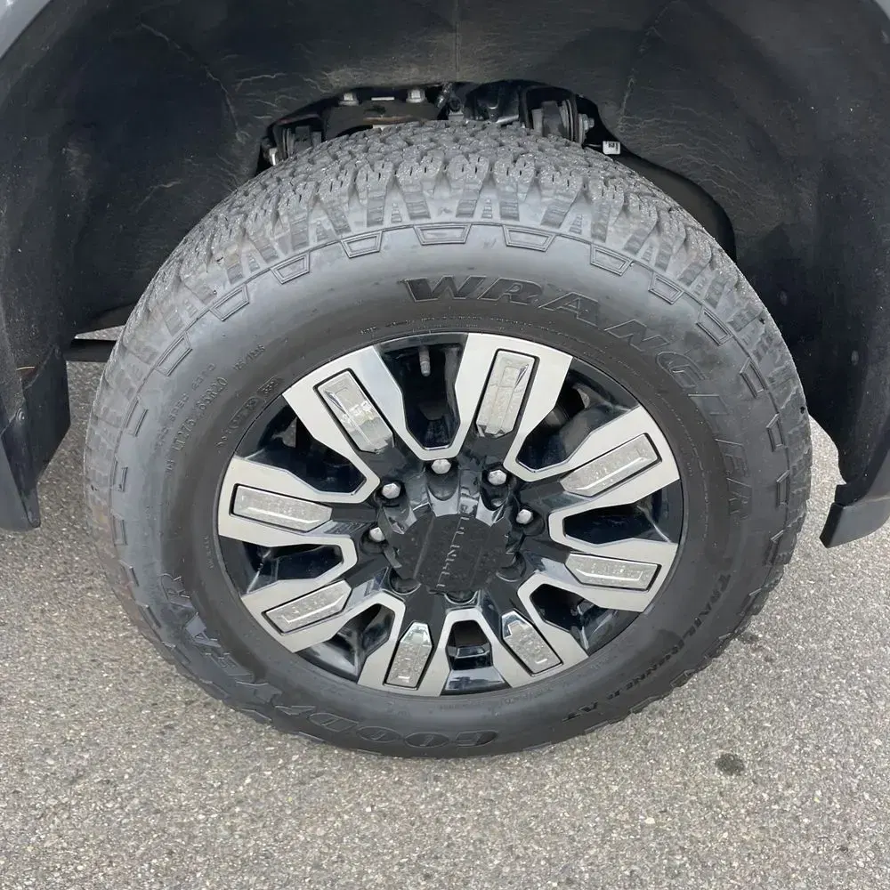 2024 GMC Sierra 2500HD Denali