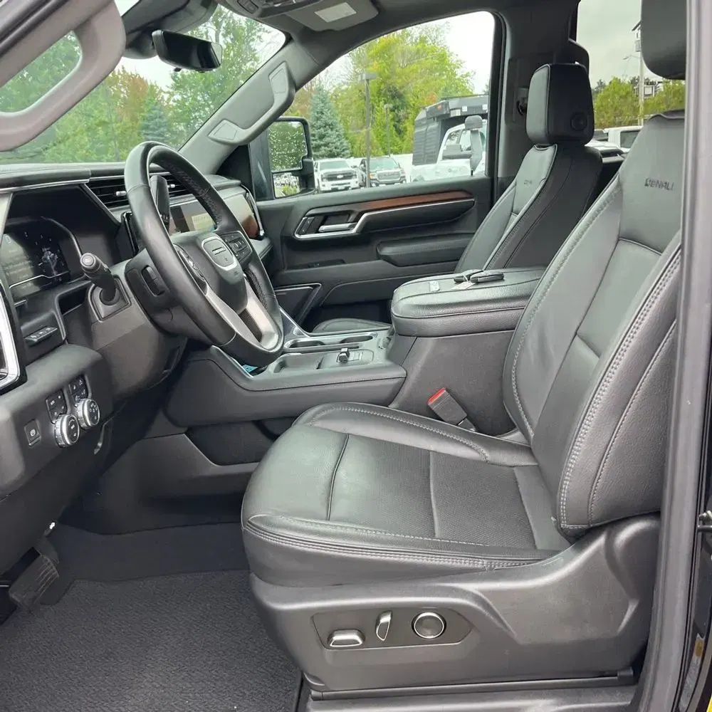 2024 GMC Sierra 2500HD Denali