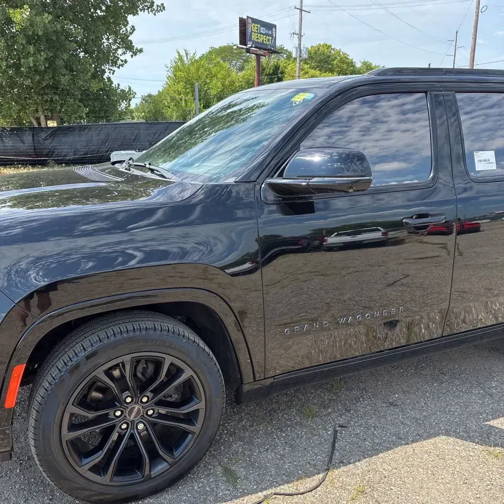 2023 Jeep Grand Wagoneer Series II Obsidian