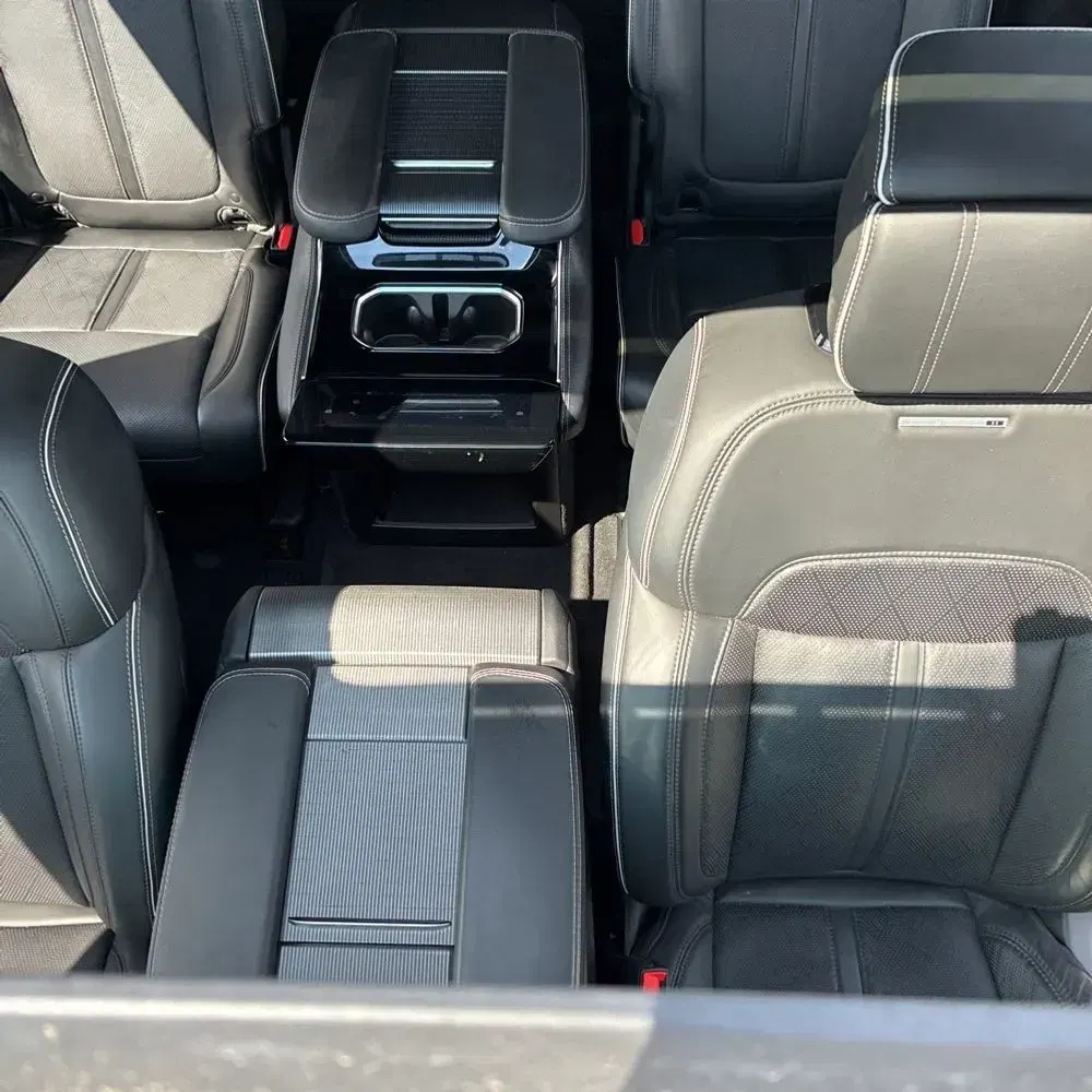 2023 Jeep Grand Wagoneer Series II Obsidian