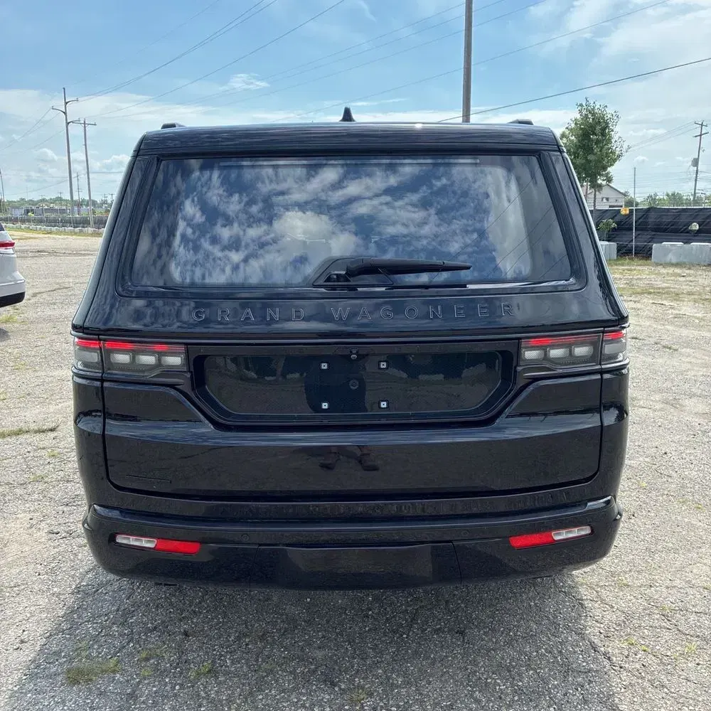 2023 Jeep Grand Wagoneer Series II Obsidian