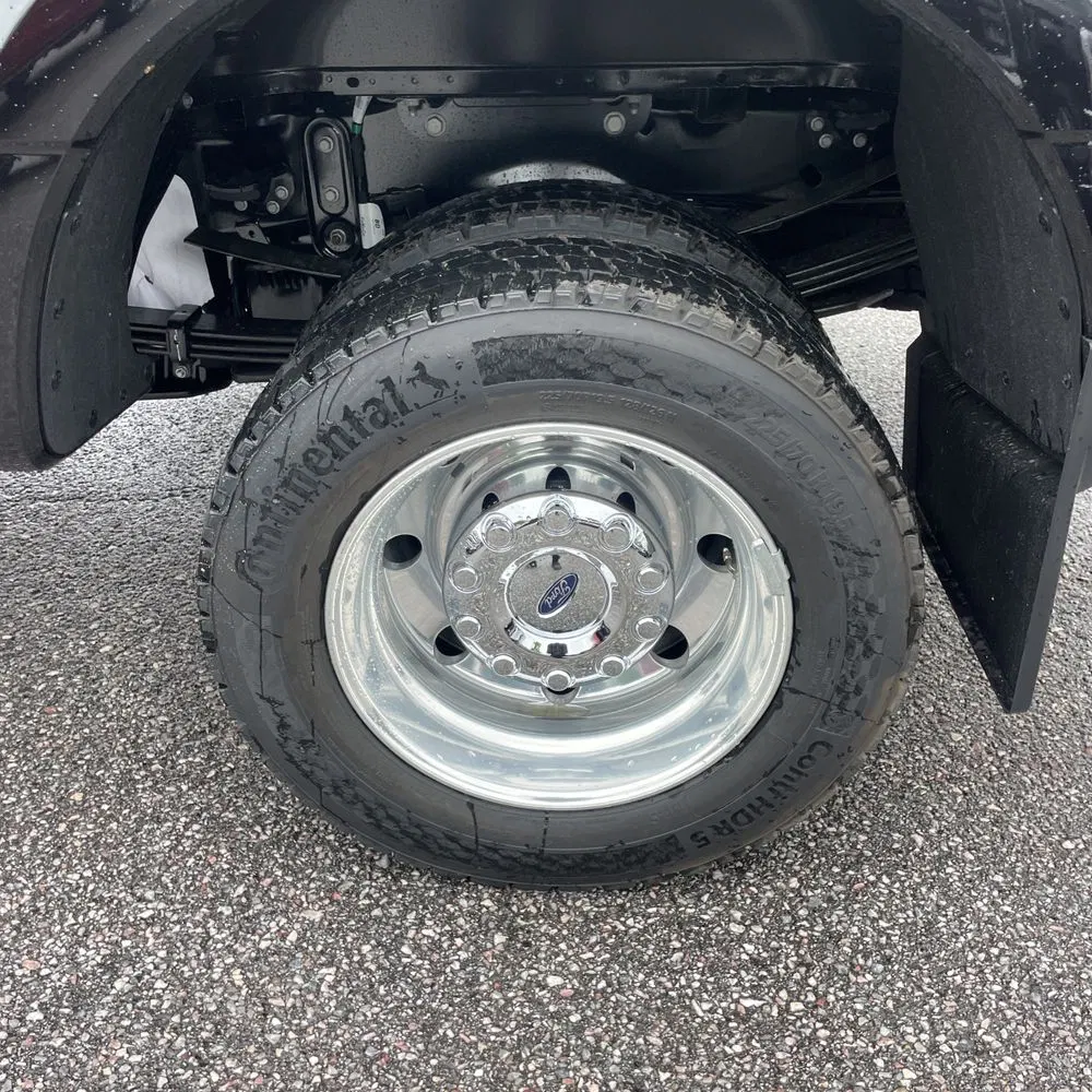2025 Ford F-450 Super Duty Platinum