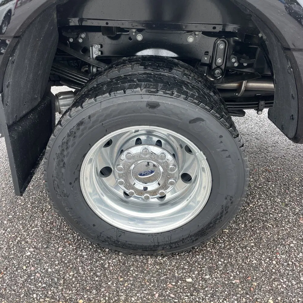 2025 Ford F-450 Super Duty Platinum