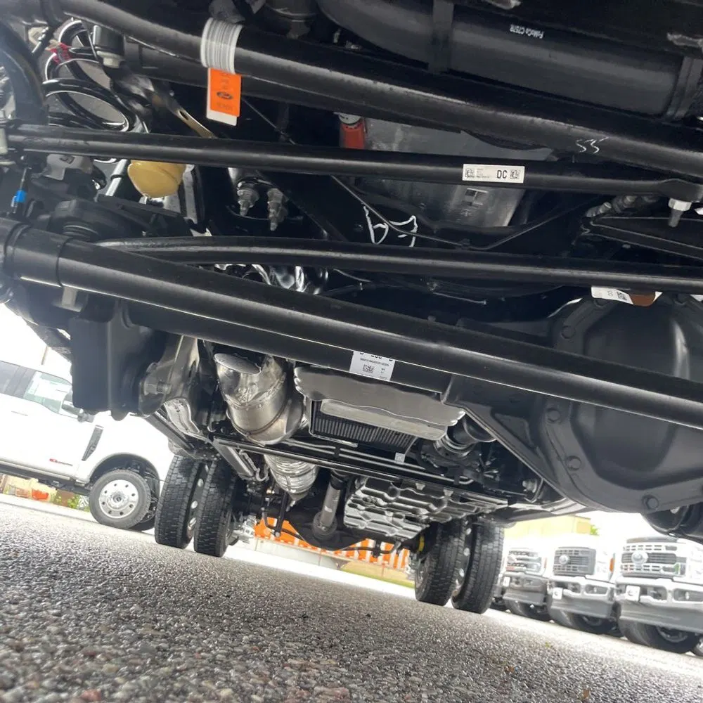 2025 Ford F-450 Super Duty Platinum