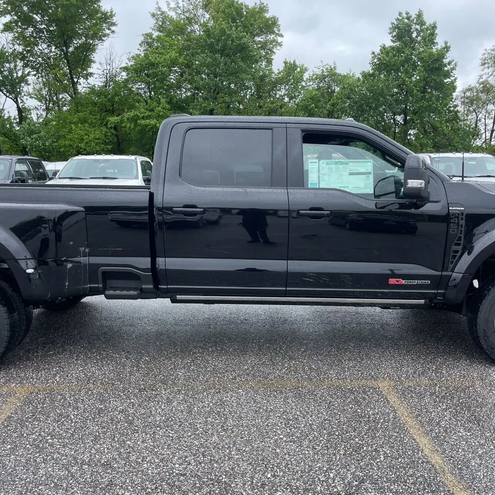 2025 Ford F-450 Super Duty Platinum
