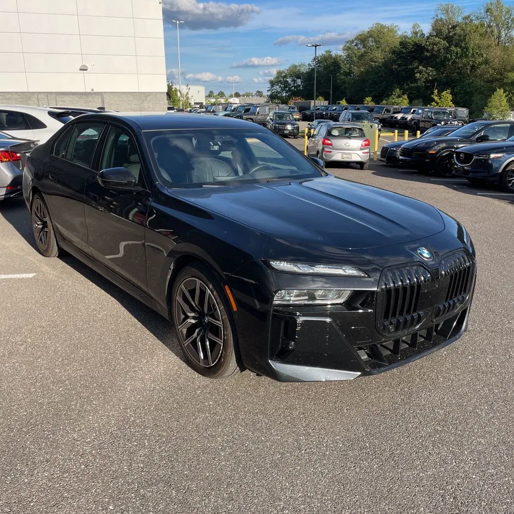 2023 BMW 7-Series 760xi