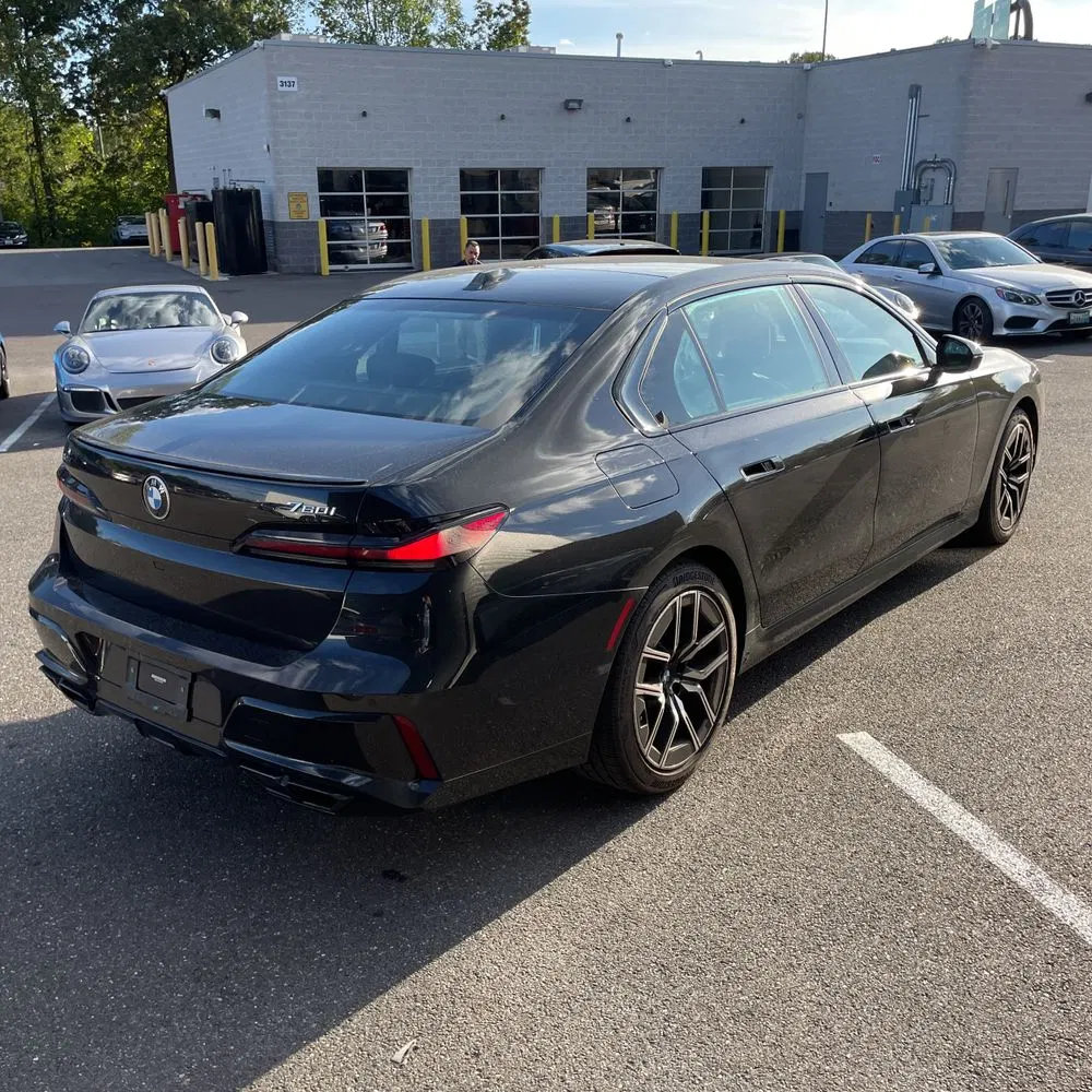 2023 BMW 7-Series 760xi