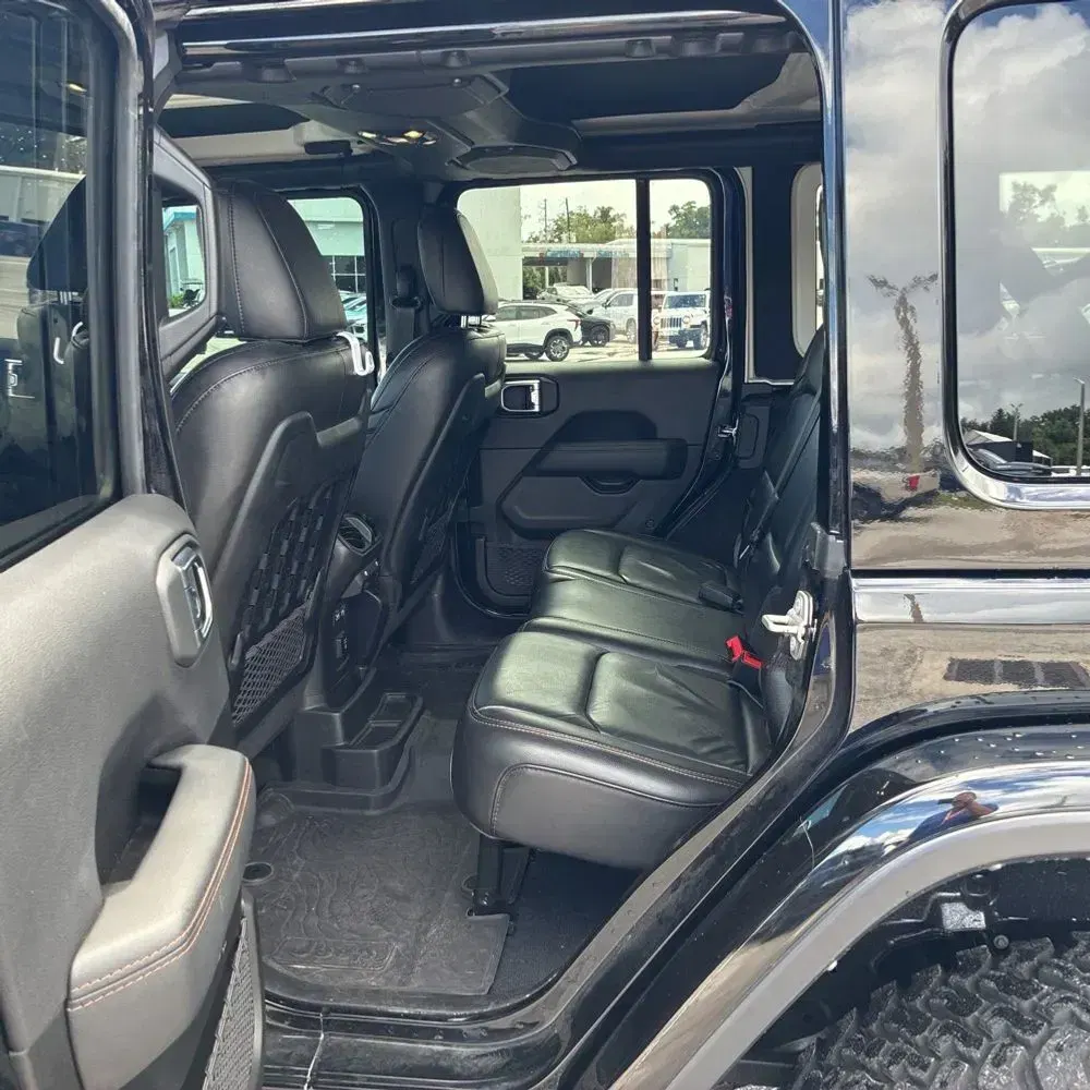 2023 Jeep Wrangler Rubicon 392