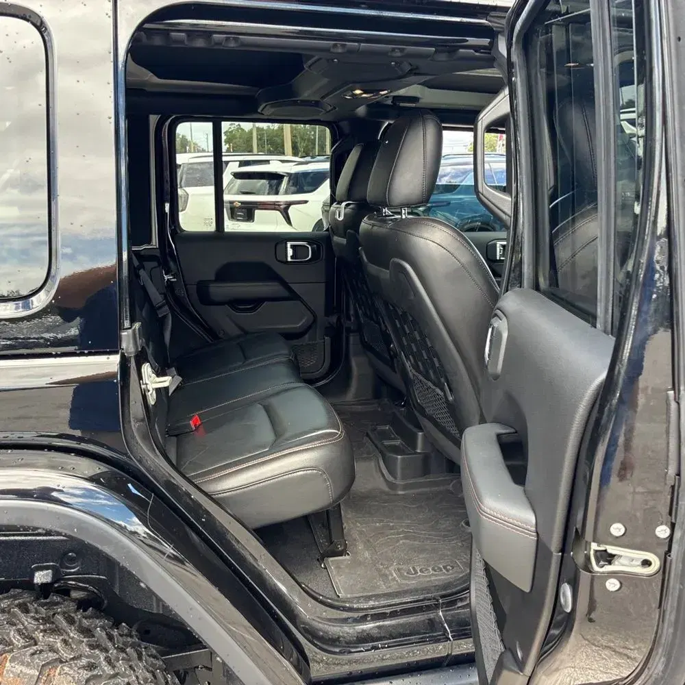 2023 Jeep Wrangler Rubicon 392
