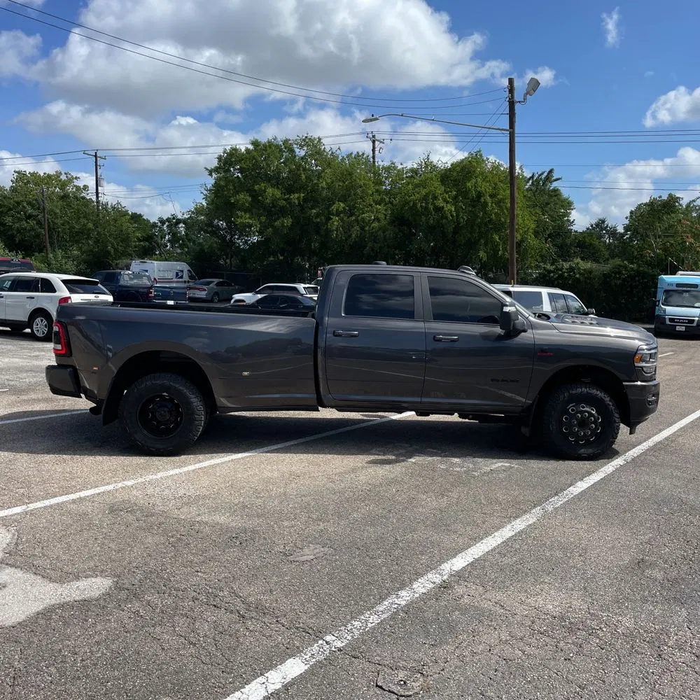 2024 Ram 3500 Laramie