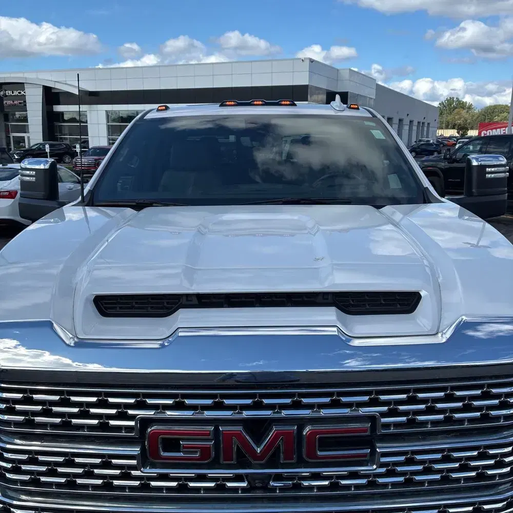 2023 GMC Sierra 2500HD Denali